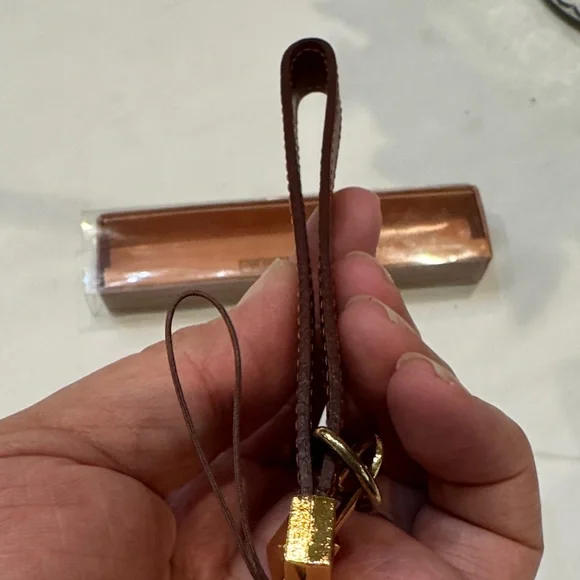 Louis Vuitton Brown Leather Key Holder with Gold Lock - Picture 3 of 8